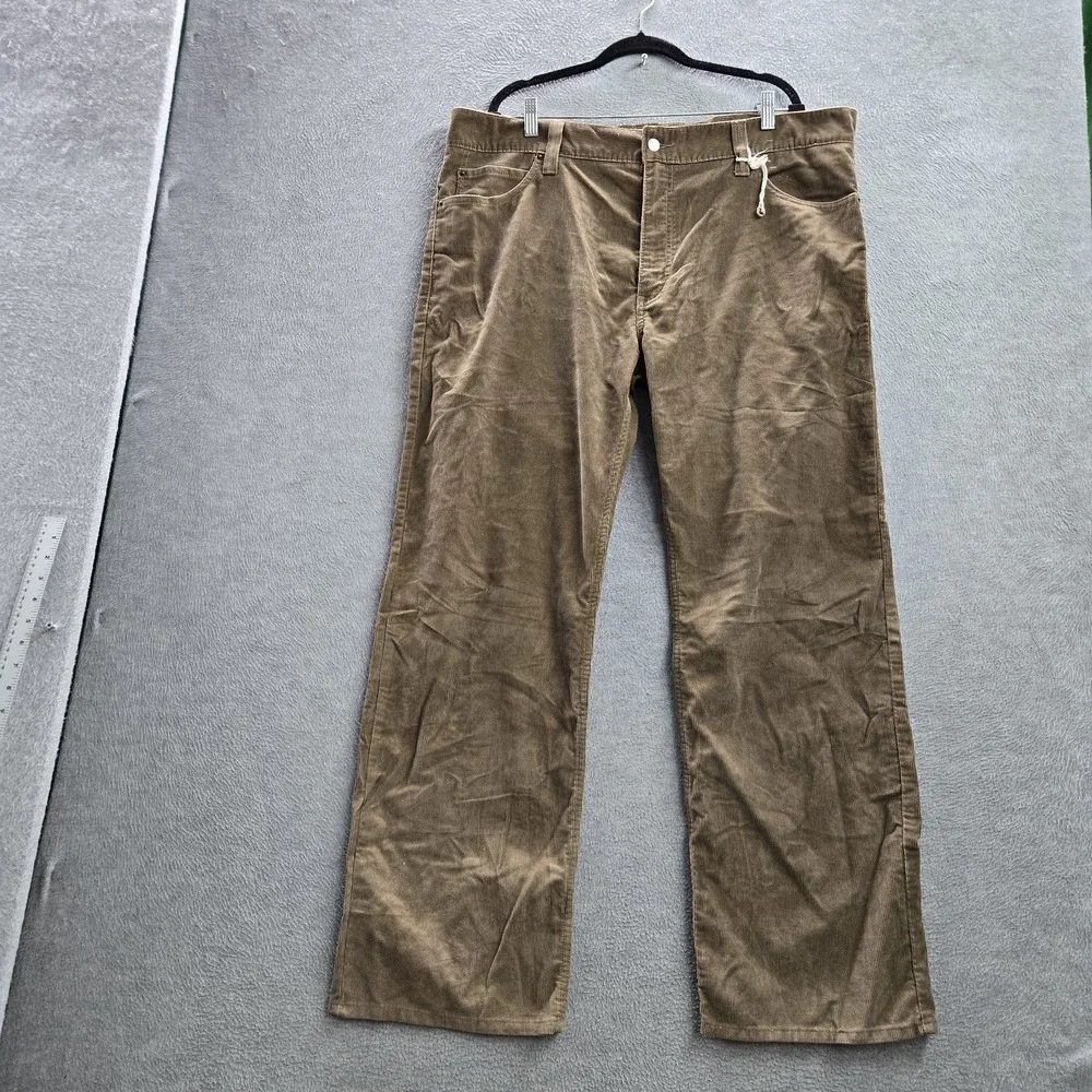 VINTAGE Levi's 549 Men Jeans 42X32 Brown Low Loose Corduroy 32